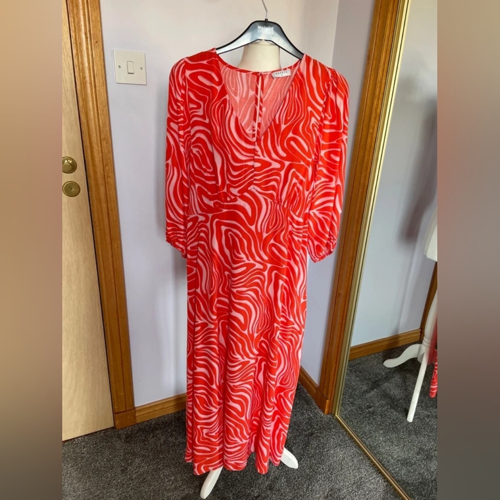 Papaya Red and White Swirl Long Sleeve Dress